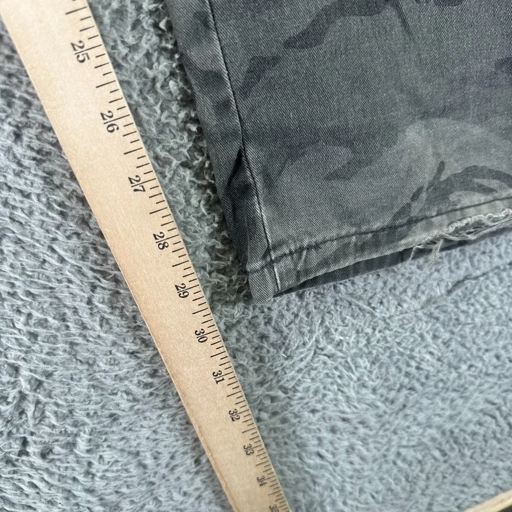 Wrangler Pant Mens 42x30 Gray Camouflage Cotton Twill Cargo Straight Leg Utility